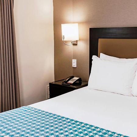 Wyndham Costa Del Sol Piura Hotel Bagian luar foto