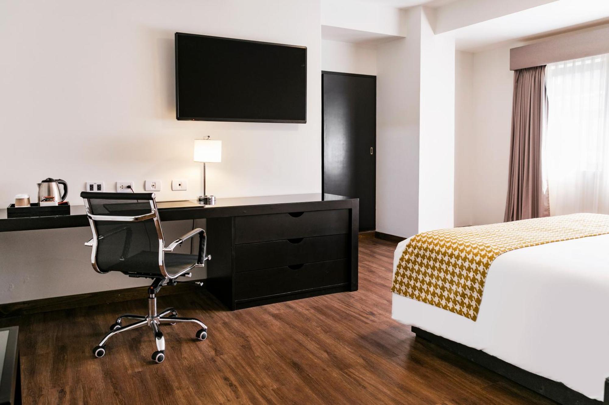 Wyndham Costa Del Sol Piura Hotel Bagian luar foto